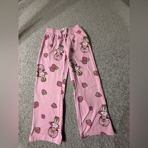 XS Pink Strawberry Shortcake Graphic Sweatpants – Vintage-Inspired Cozy